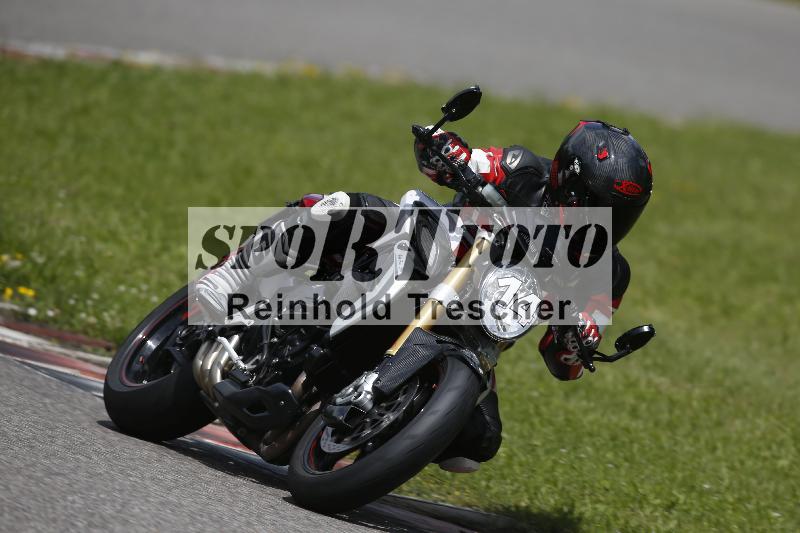 /Archiv-2024/29 12.06.2024 MOTO.CH Track Day ADR/Gruppe gelb/14